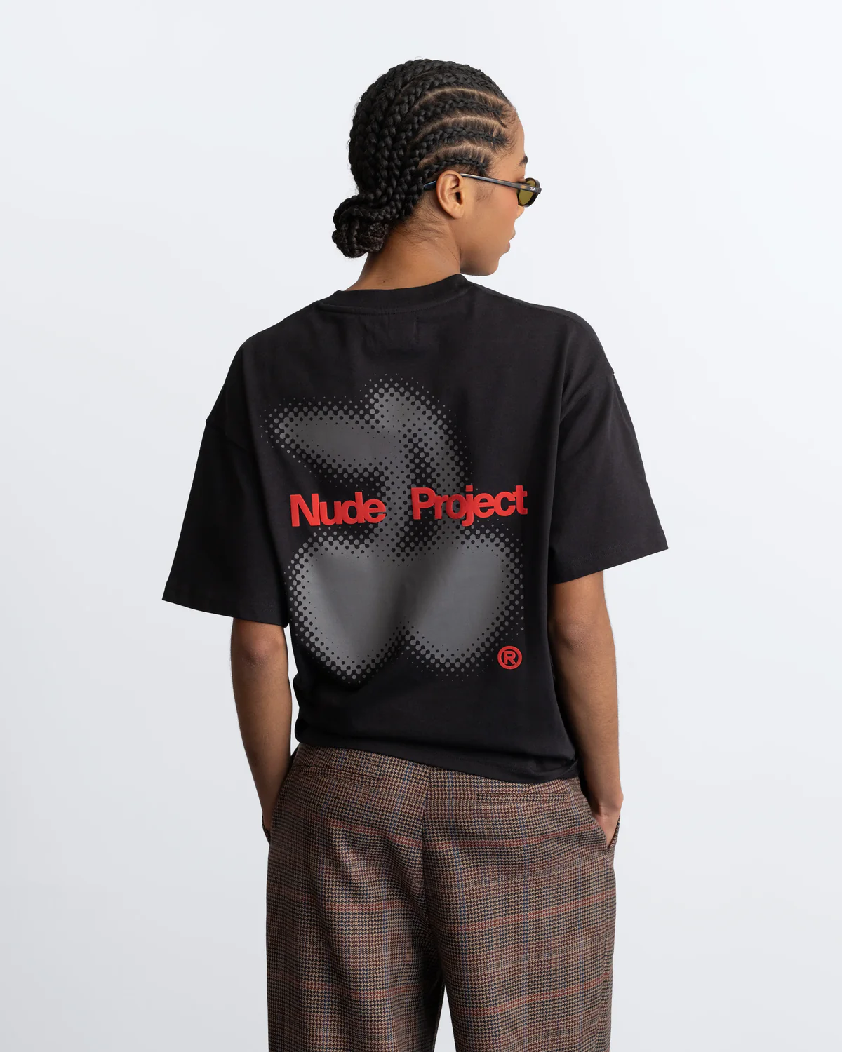 Grain Cherry Tee Black